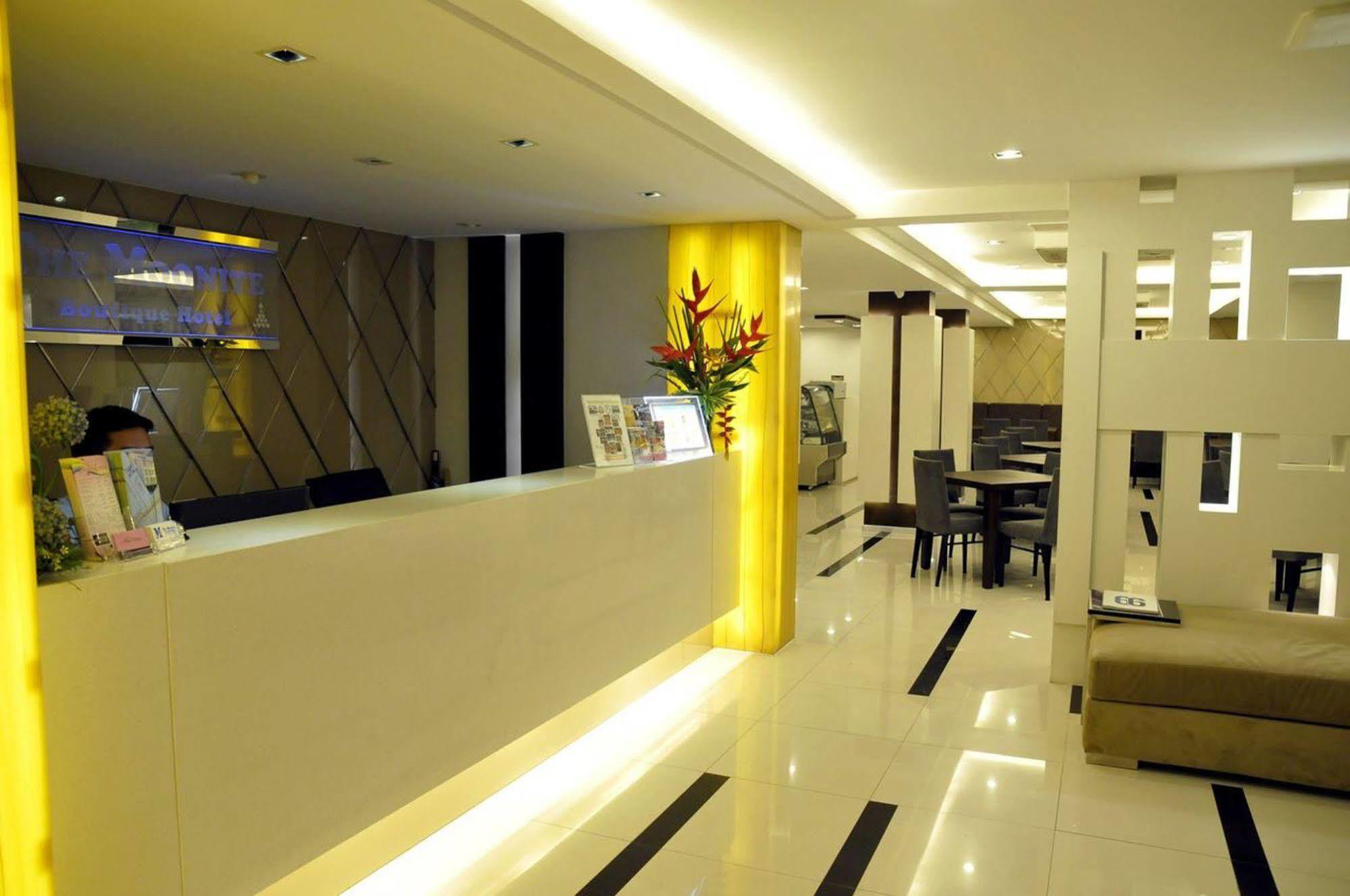 The Moonite Boutique Hotel Bangkok Exteriér fotografie