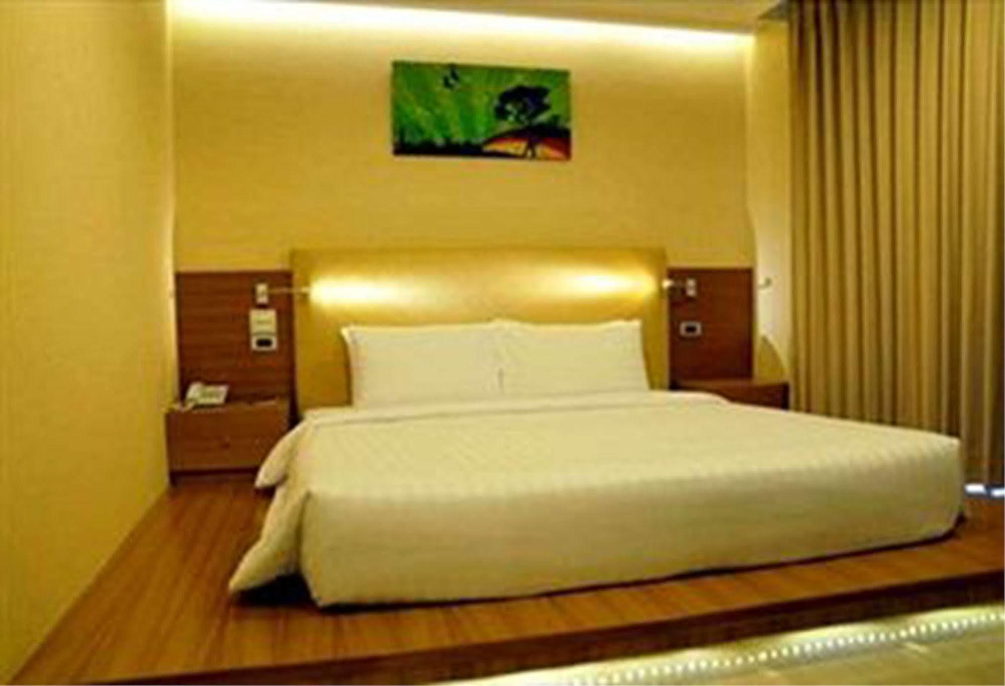 The Moonite Boutique Hotel Bangkok Exteriér fotografie